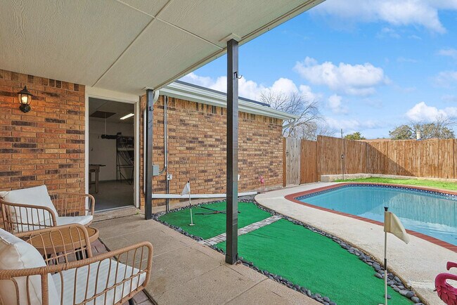 Building Photo - 5632 Terry St