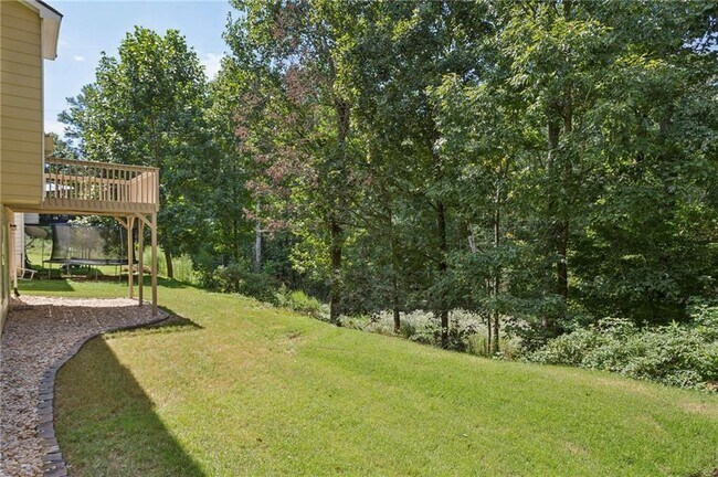 Building Photo - 952 Mill Creek Ave