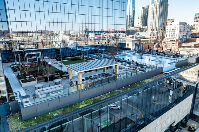 Building Photo - Four Seasons Residences SoBro
