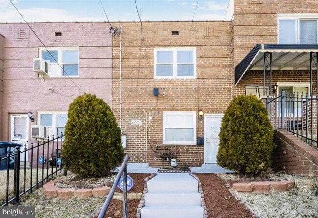 Building Photo - 2206 15th St NE