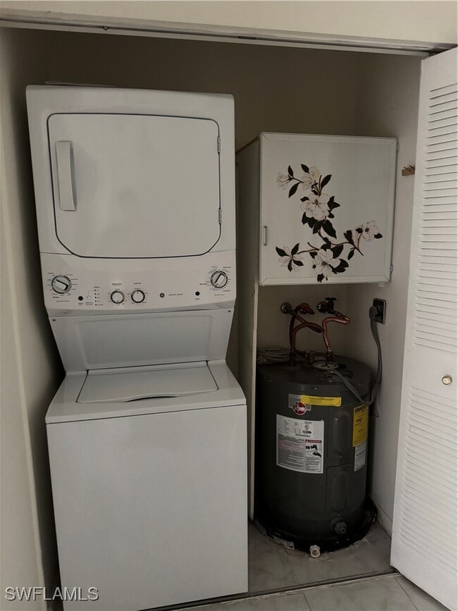 Building Photo - 46 Desert Candle Cir