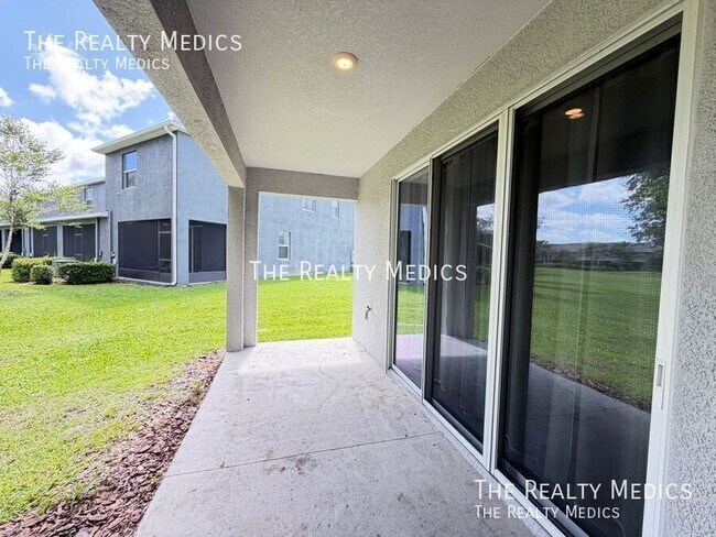 Building Photo - 5338 Dragonfly Dr