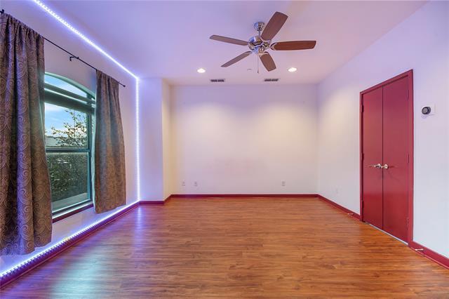 Building Photo - 1016 Liberty St