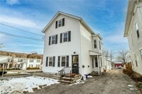 Building Photo - 24 Elm St