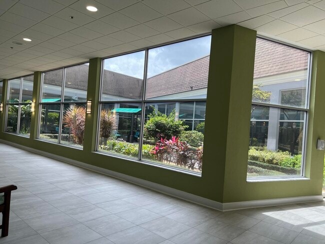 Building Photo - 183 Normandy Ln
