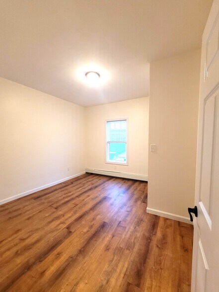 Building Photo - 119 Rodney St