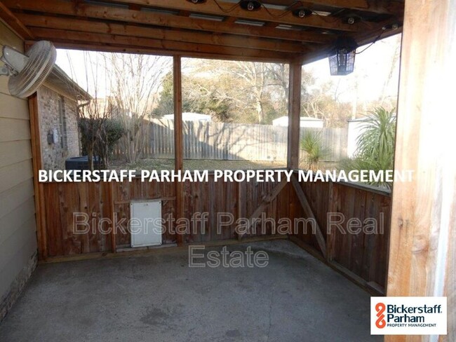 Building Photo - 5342 Brookview Dr