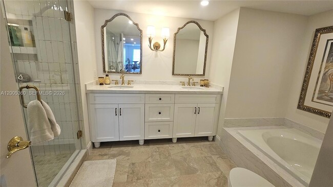 Building Photo - 4001 N Ocean Blvd