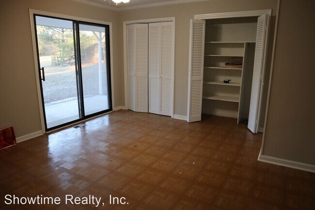 Building Photo - 3 br, 2 bath House - 895 B Street
