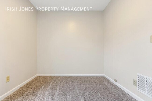 Building Photo - 152 Wildwood Pl