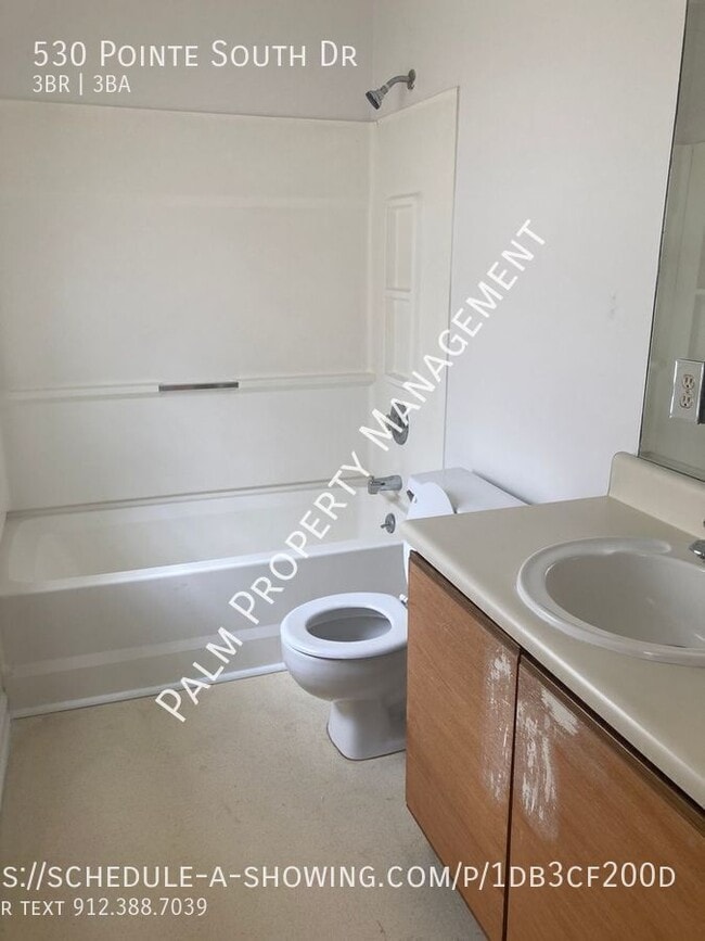 Building Photo - 530 Pointe S Dr