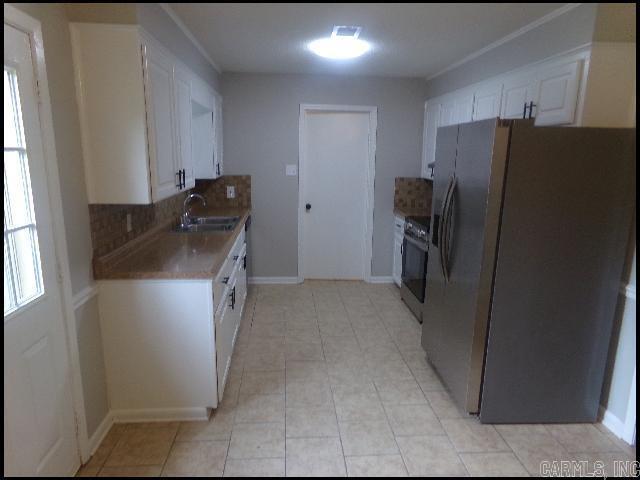 Building Photo - 13 Pheasant Run Dr