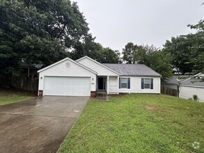 Building Photo - Charming 3-Bed, 2-Bath Home with Garage in...