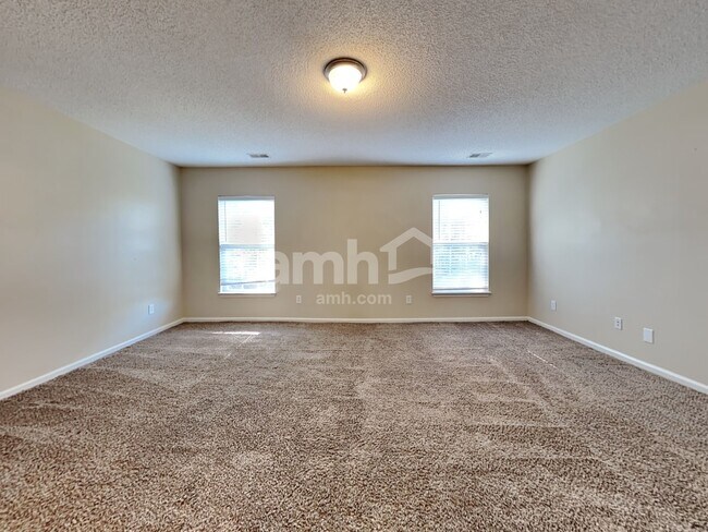 Building Photo - 177 Wildberry Ln