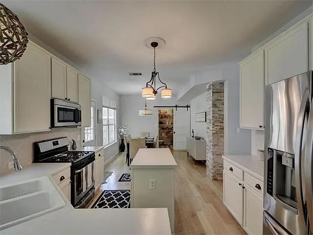 Building Photo - 2209 Boneset Trail
