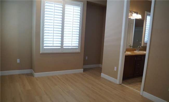 Building Photo - 2407 Granada Bluff Ct