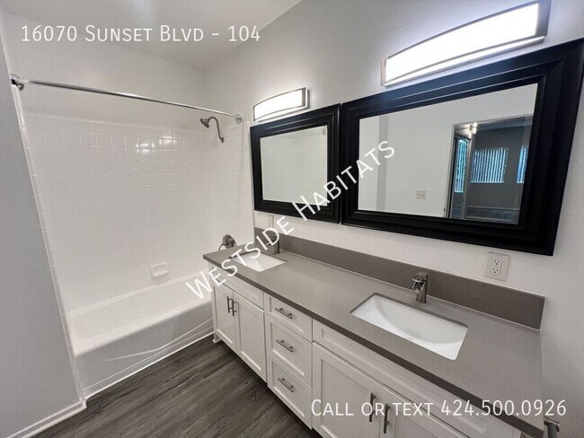 Building Photo - 16070 Sunset Blvd