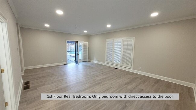 Building Photo - 9610 Farmbrook Ln