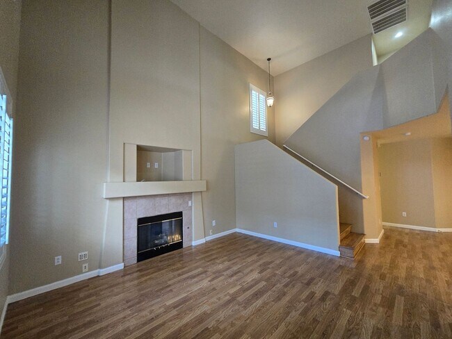 Building Photo - 816 Bow Creek Ln