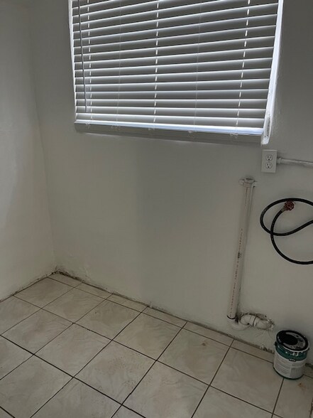 Building Photo - 16230 NW 17th Pl