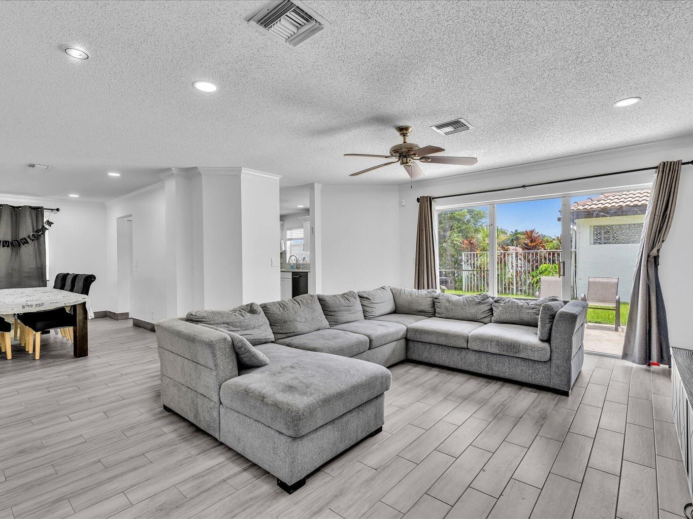 Building Photo - 7145 Crescent Creek Pl
