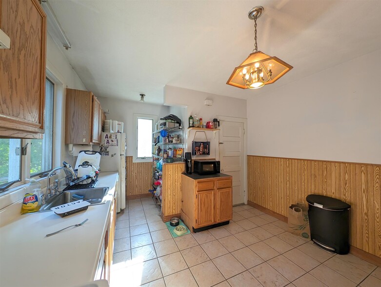 Primary Photo - 60 Pearson Rd