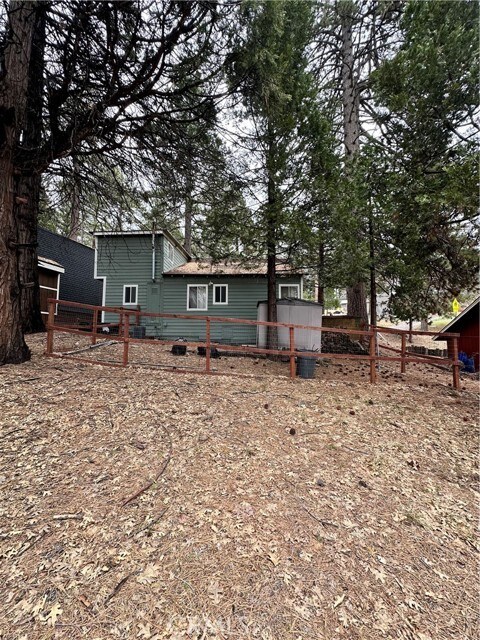 Building Photo - 32064 Hunsaker Way