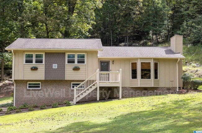 Primary Photo - 115 Valley Ln