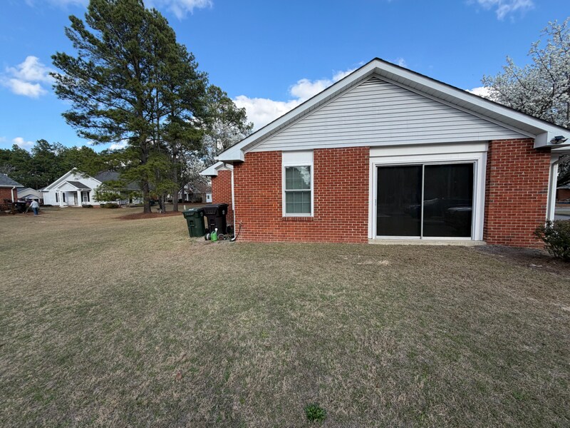 Building Photo - 1226 Wilshire Cir