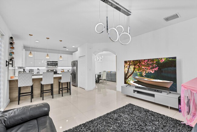 Building Photo - 3526 W 86th Terrace