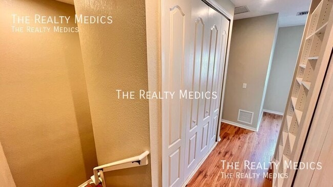 Building Photo - 1900 Garden Sage Dr