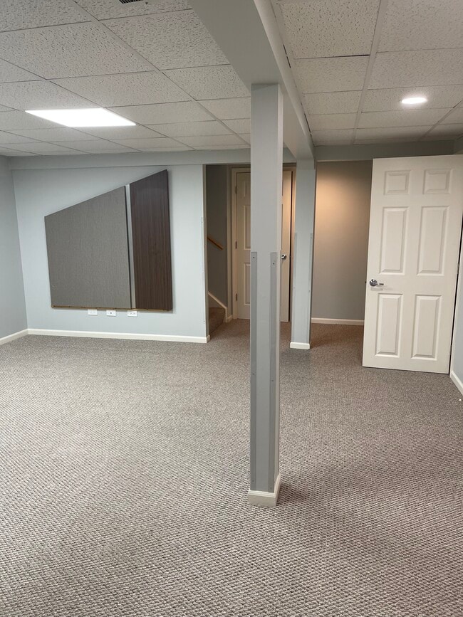 Building Photo - 1436 Derby Ln