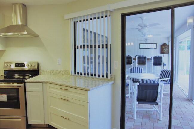 Building Photo - 2528 Tradewinds Trail