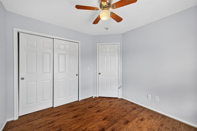 Building Photo - 2942 Blue Dawn Dr