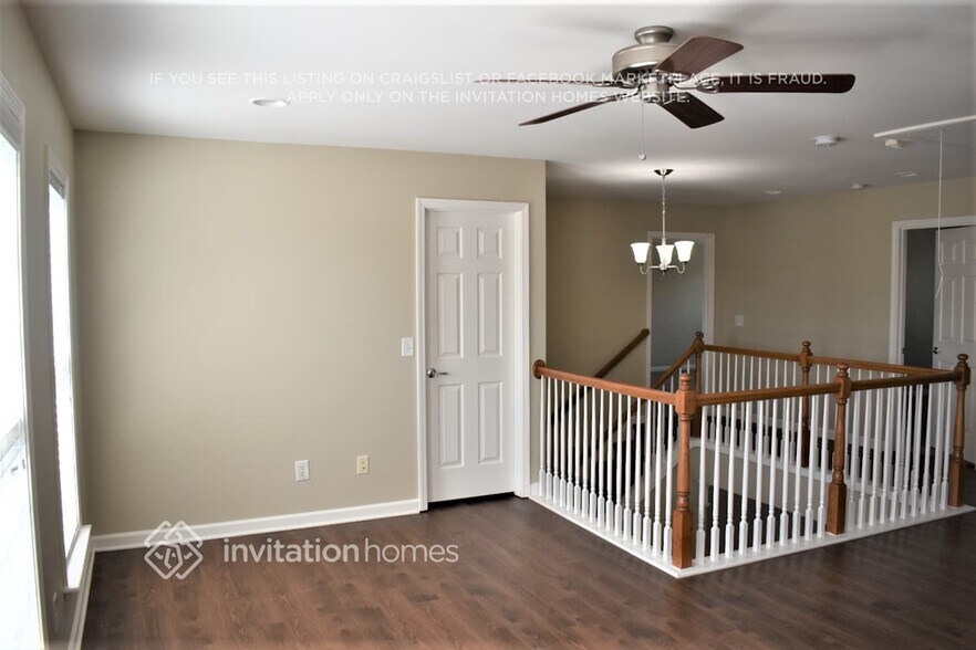 Building Photo - 634 Lorimore Pass