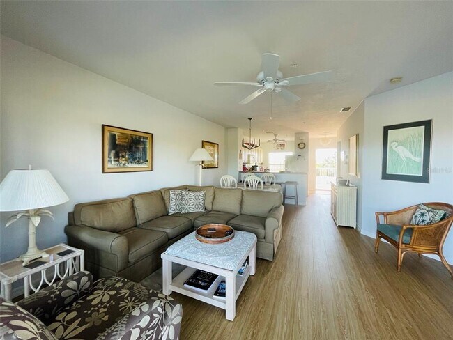 Building Photo - 2040 Willow Hammock Cir