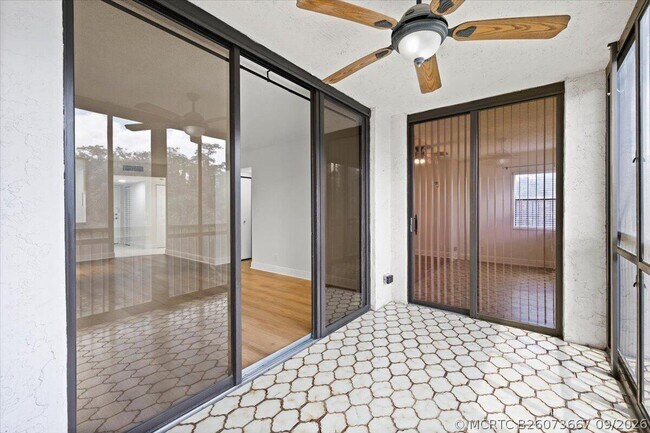 Building Photo - 3000 NW 42nd Ave