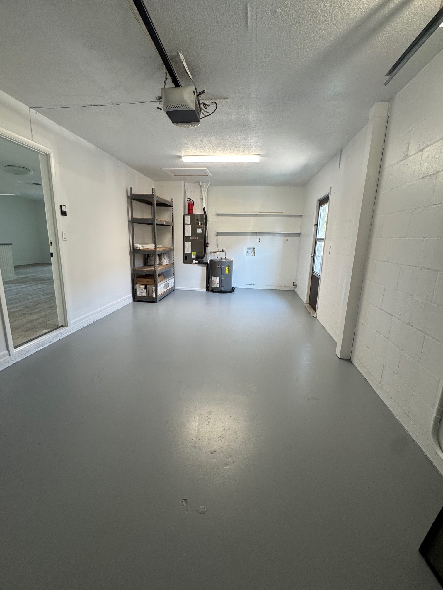 Building Photo - 4142 Iola Dr