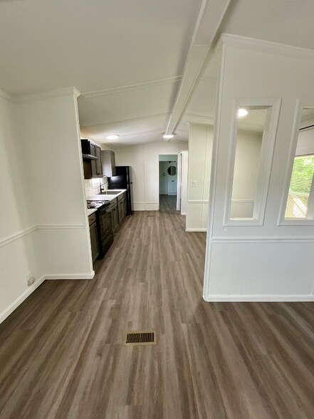 Building Photo - 134 Atkins Rd