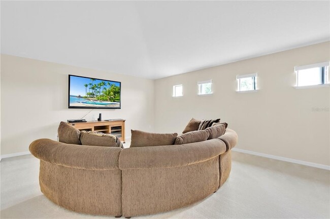 Building Photo - 155 Waltham Ct