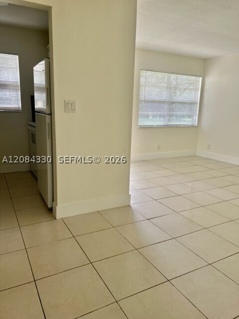 Building Photo - 4163 SW 67th Ave