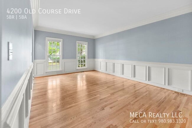 Building Photo - 4200 Old Course Dr