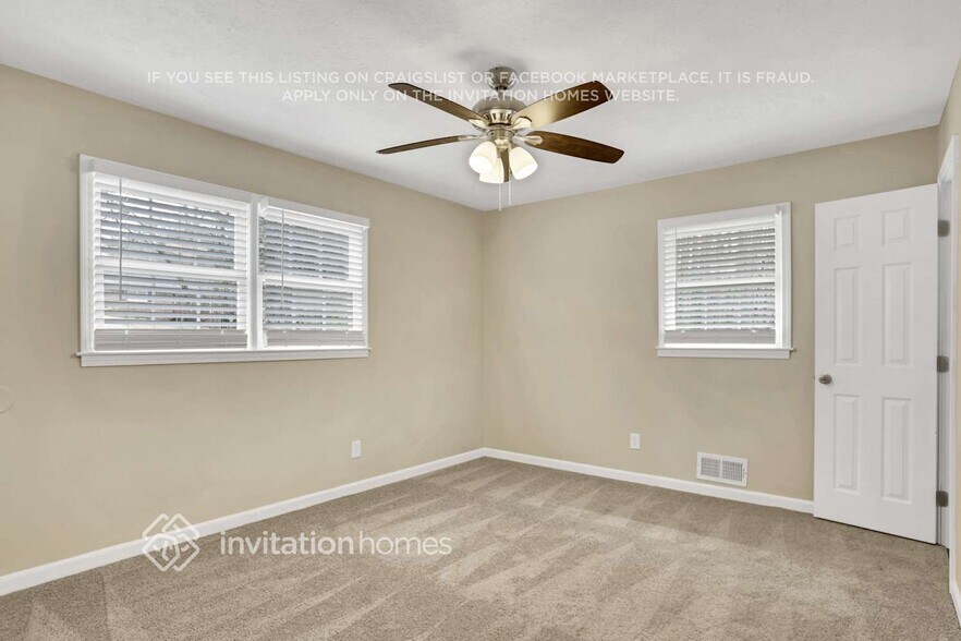 Building Photo - 6286 David Ln SW