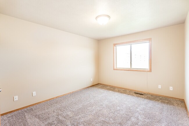 Building Photo - 2500 N Wright Ave