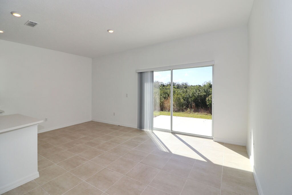 Building Photo - 11783 Glenside Ter