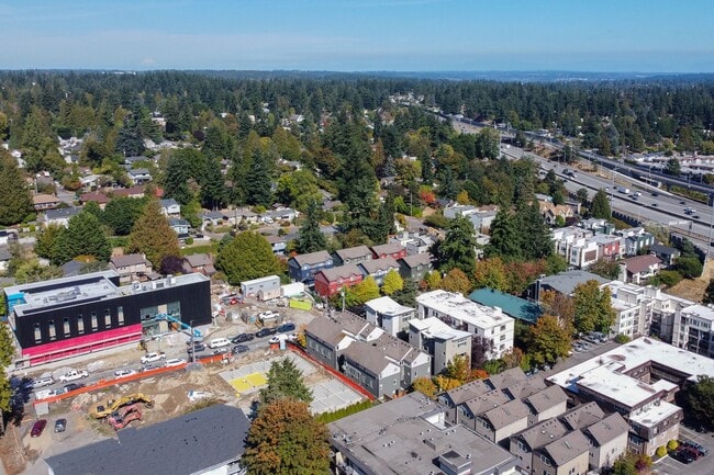 Building Photo - 2bd/2.5ba Seattle Townhome