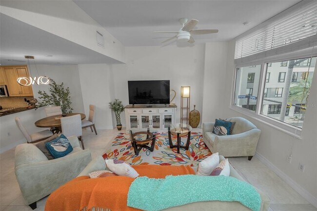 Building Photo - 331 Cleveland St