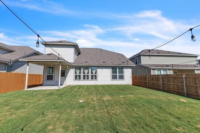 Building Photo - 19321 Hartwell Dr