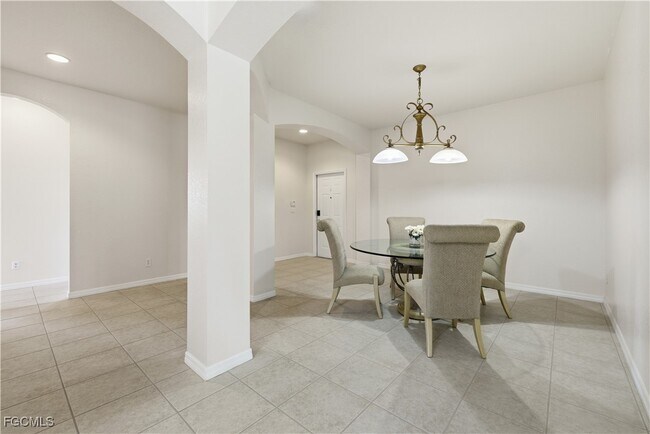 Building Photo - 14951 Reflection Key Cir