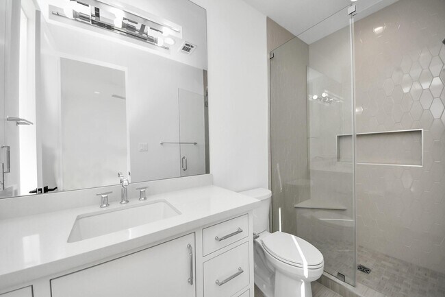 Building Photo - 2232 Swift Blvd